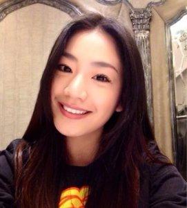 ​罗中旭老婆 绯闻老婆倪睿思介绍