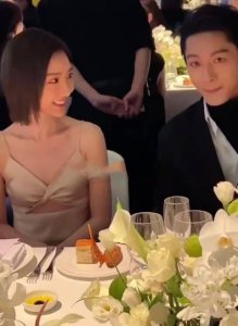 ​毛晓彤张晚意参加晚宴，乔家的儿女感情好啊