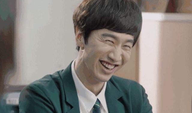 不笑还行,一笑贼丑的男星,张翰成表情包,鹿晗颜值崩坏