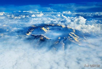 大美长白山天池:有“怪兽”传说的火山湖,探讨存在鱼类的可能性
