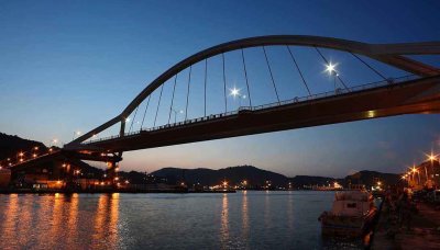 ​台湾地标大桥、南方澳跨港大桥坍塌，初步通报