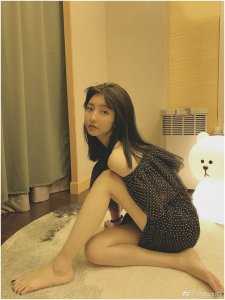 ​王思聪前女友豆得儿近况脸崩？颜值坍塌面部肿胀，看不出才25岁