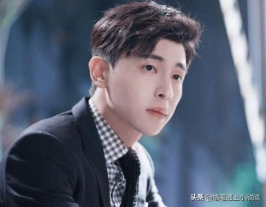 邓伦终于表白成功?微博晒两人亲密合影,难怪急着澄清和杨幂绯闻