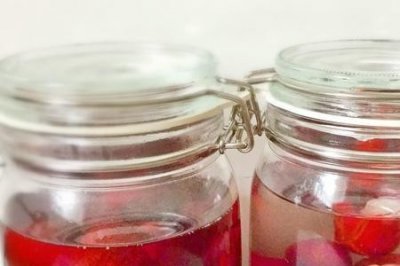 ​穿破石果子泡酒要不要放冰糖