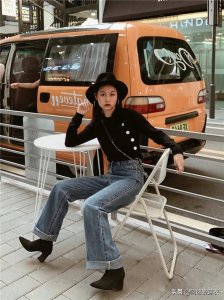 ​冬天少不了一双“短靴”，搭配裙子、裤子都好看，时髦显瘦又显高