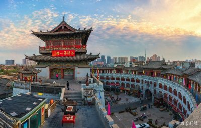 ​丽景门位于洛阳老城区西关，是中国历史上典型的城门