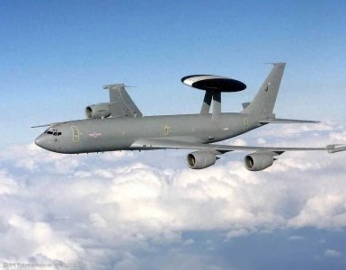 ​空中楼阁能指挥：E-3A“望楼”预警机