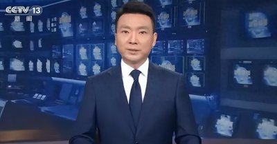 ​“央视一哥”康辉：53岁“丁克”半辈子，一生遗憾竟然是一通电话
