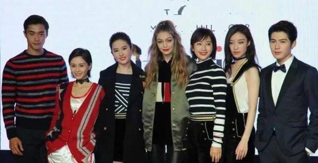 你永远不知道李治廷王子文有多高,除非看到他们与其他人同框