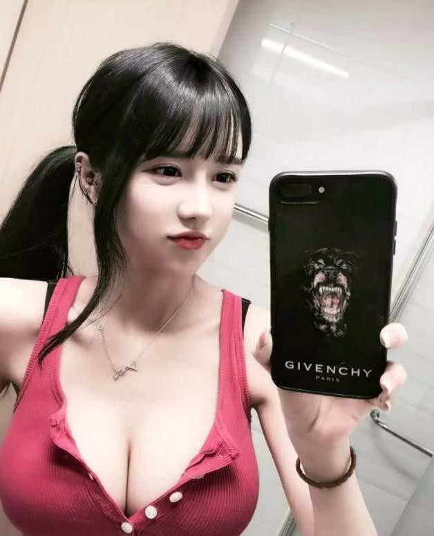 韩国梦幻女神李秀彬,逆天身材完美比例,网友:大的不科学!