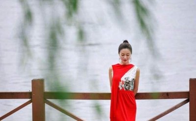 江一燕为何消失了?文艺女神其实一点也不文艺!