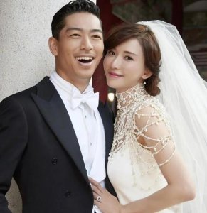 言承旭两任女友都已成家，而他还单身一个人心酸哦