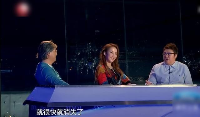 刀郎就是一个歌手,在歌坛相当具有争议