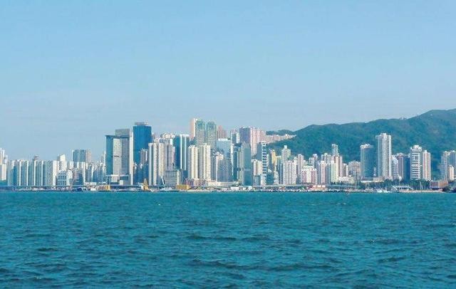上海和香港到底哪个更胜一筹?专家说出实情:早已碾压!