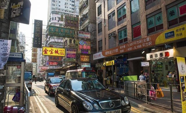 上海和香港到底哪个更胜一筹?专家说出实情:早已碾压!