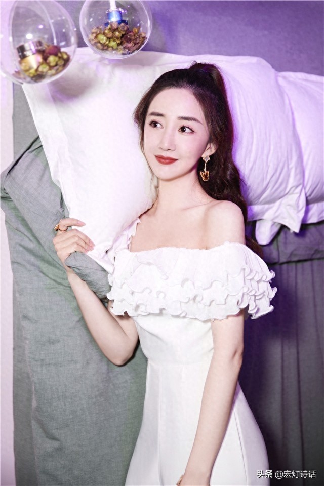陈欣予,上海人,复旦大学毕业,出演《大当家》正式进入影视圈