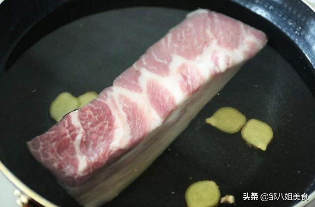 做红烧肉的正确方法简单（做红烧肉有诀窍）(4)