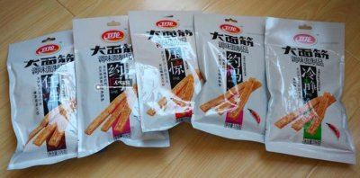 ​网评国内最好吃的4款辣条，大刀肉光荣上榜，卫龙奇迹般垫底