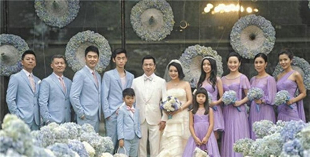 46岁王中磊与老婆甜蜜爱情曝光，终于知道王中磊为什么会成功！