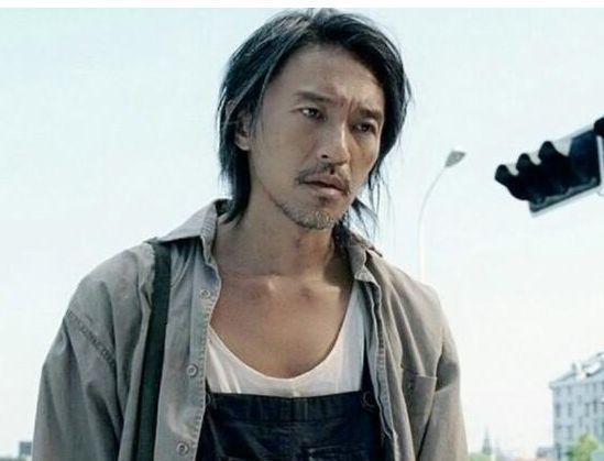 周星驰的演技有多好,这几张照片告诉你答案,最后一张堪称经典