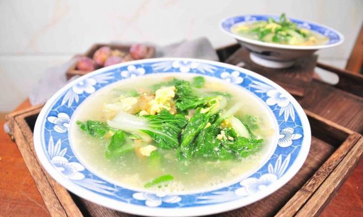 青菜榨菜鸡蛋汤的做法