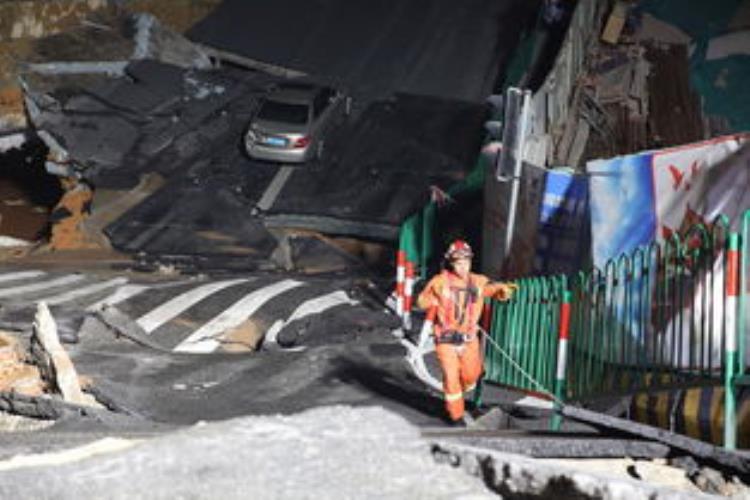 为什么广州地铁基本不沿着路来修「为什么广州地铁基本不沿着路来修」