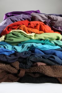 ​上海回收旧衣服多少钱一斤 废旧衣服回收的用途