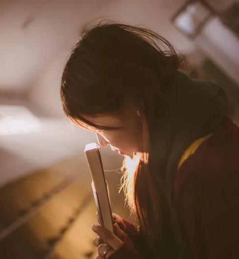 男人在这4件事上瞒着你，其实是害怕失去你的信号