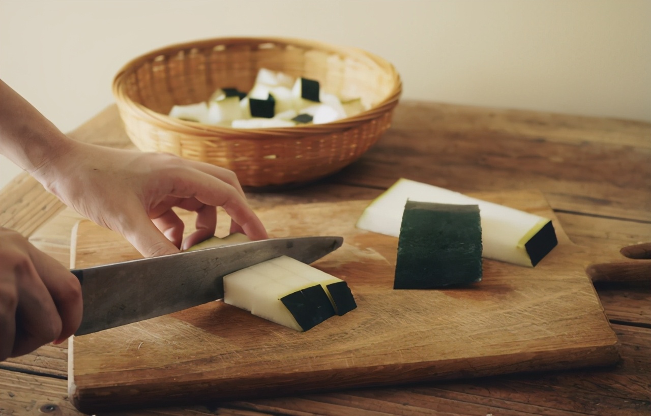 冬瓜茶的功效与作用(详解冬瓜茶的营养价值)