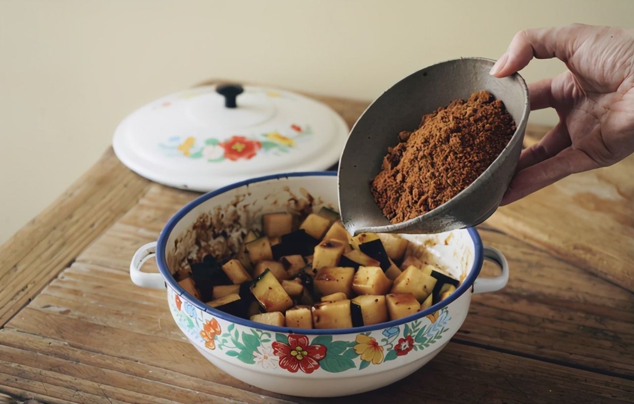 冬瓜茶的功效与作用(详解冬瓜茶的营养价值)