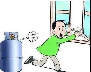 我在家里吹着风扇睡觉英语