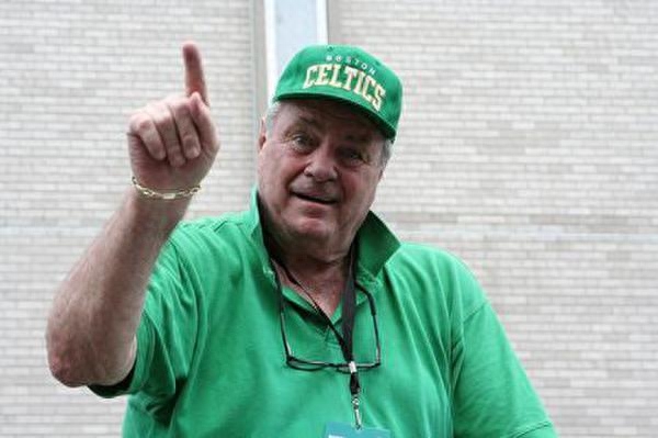 NBA10大总冠军戒指最多的人，指环王拉塞尔仅第3，第一有16枚戒指