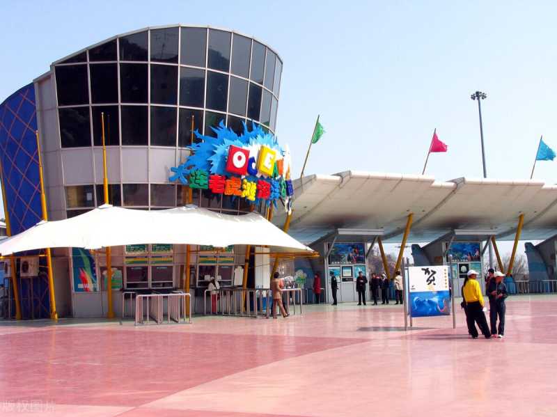 碰撞英文(clash，crash和crush用法解析)