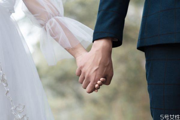 二婚可以在家出嫁吗 二婚登记需要婚检吗 二婚可以在家出嫁吗 二婚登记需要婚检吗