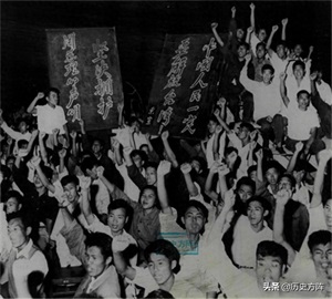 大跃进时期的新中国，人民公社农业水利建设，工业发展成就