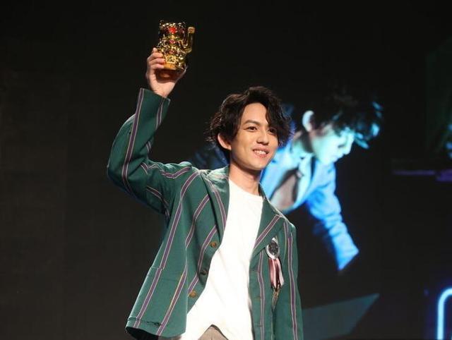 通过林宥嘉我们一起来看看发型对一个男人的颜值影响有多大