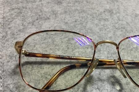 宝岛眼镜镜框断了可以换么