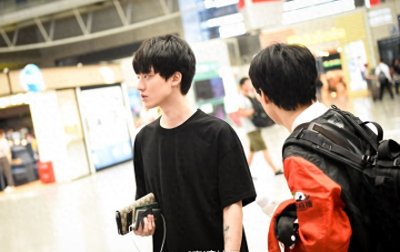 ​LPL现役选手身高排名：宁王最出众 Uzi还没有Meiko高？