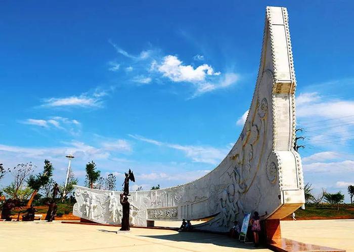 全球只有两个?其中一个建在临泉,与国际接轨!让世界惊叹!