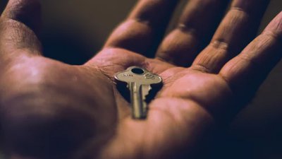 ​反锁门插上钥匙安全吗