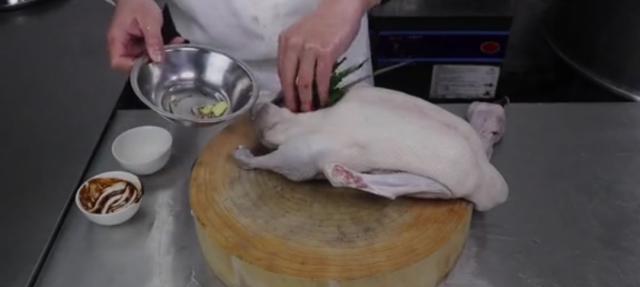 脆皮烧鹅，香香脆脆，有滋有味！