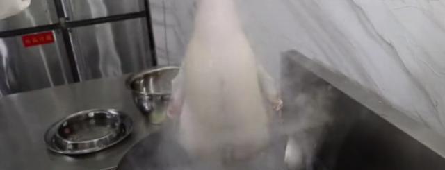 脆皮烧鹅，香香脆脆，有滋有味！