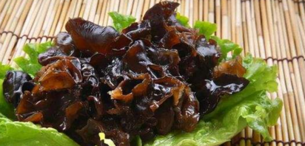 木耳泡发后可以放多久,黑木耳泡好了放冰箱可以放几天吗图1