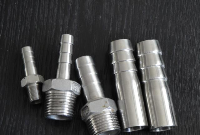 机械连接一级接头和二级接头区别：问题什么是钢筋一级连接