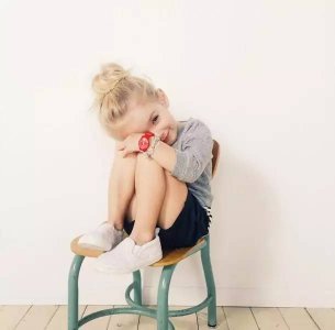 ​丸子头怎么梳？教你扎可爱的丸子头