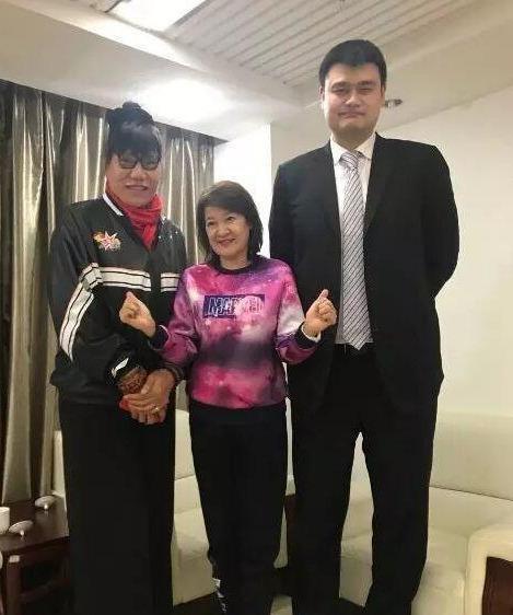 郑海霞近况曝光!51岁“女巨人”没有孩子,道出原因令人感动