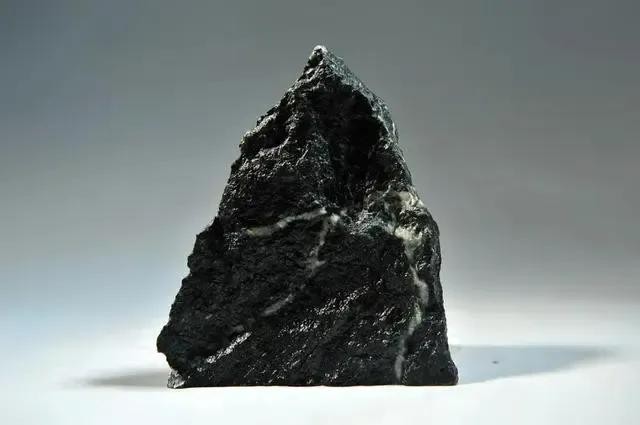 独山玉是什么样的玉(玉石的基础知识)(9)