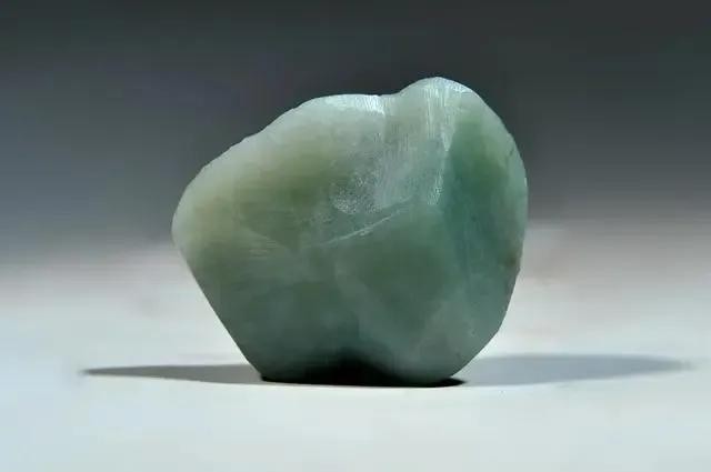 独山玉是什么样的玉(玉石的基础知识)(6)