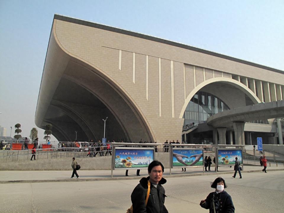 摄影图集:石家庄 火车站