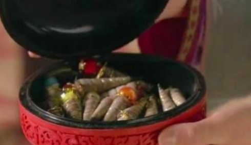 古代女子用什么画眉,画眉之风起于战国时期,古代女子最早是用什么画眉的图4